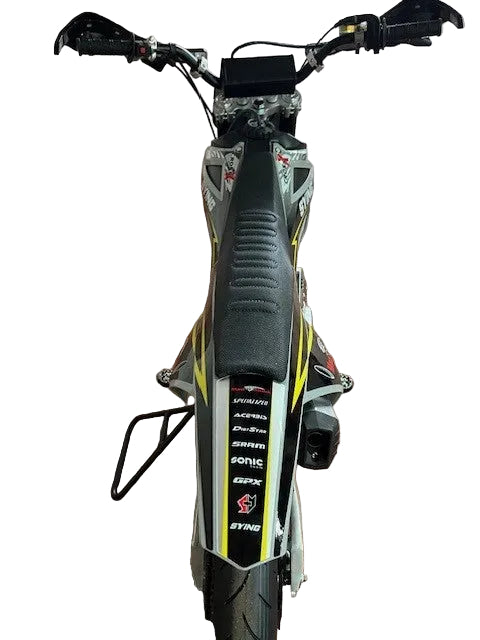 BS2220 - 140CC SUPERMOTO RACE BIKE
