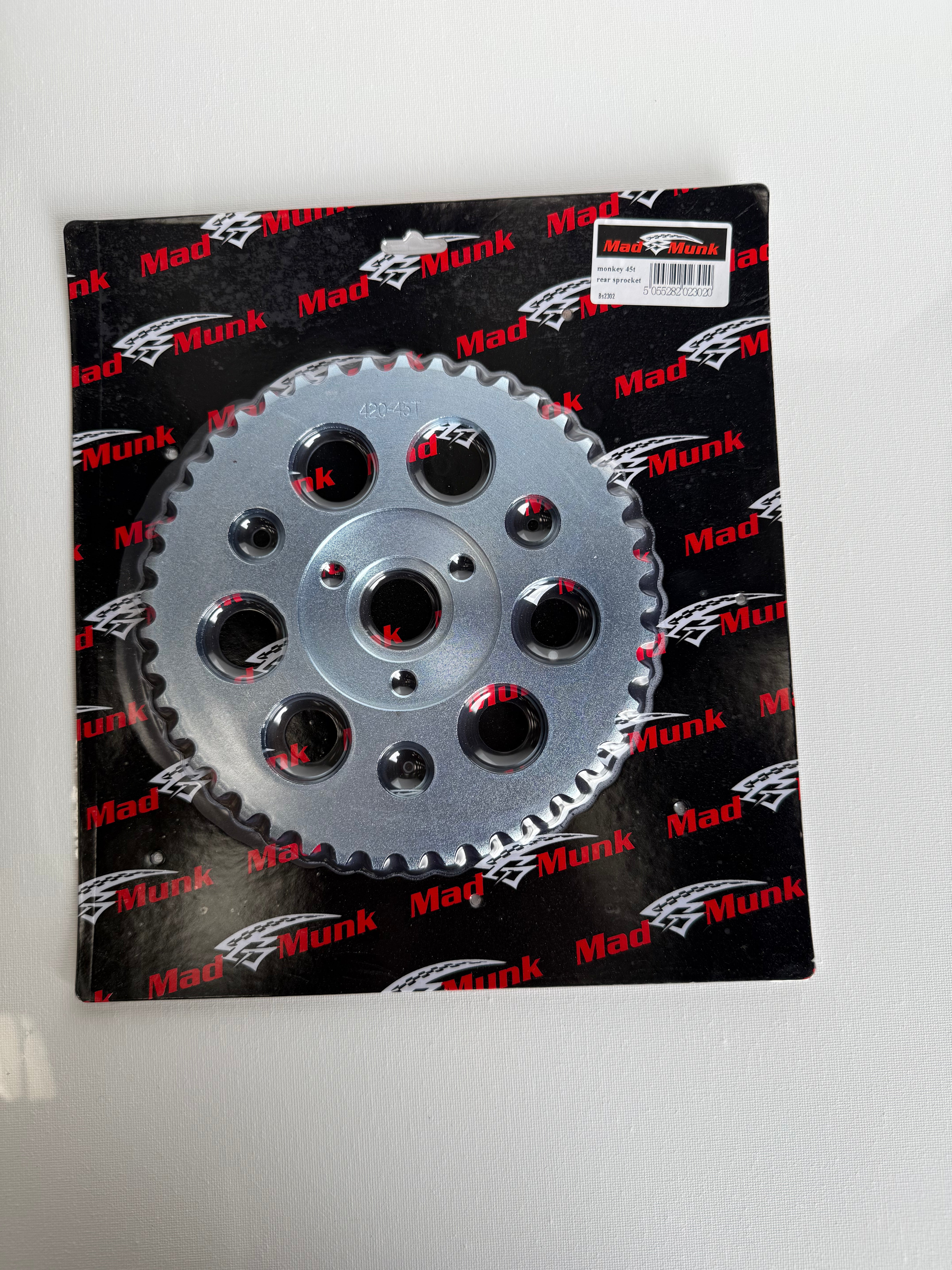 BS2301 - Munk Rear Sprocket 42th