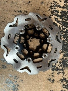 BS2495 - FLOATING DISC 220MM CLEARANCE ITEM