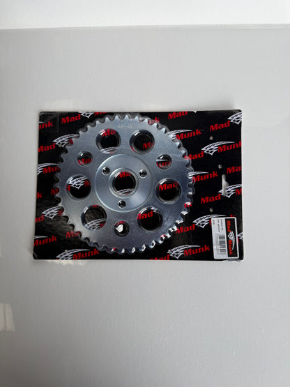 BS2301 - Munk Rear Sprocket 42th