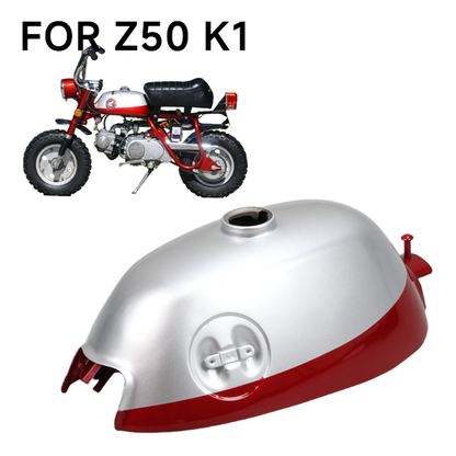 BS2470 - Silver And Red Z50 Tank Round Badge Model