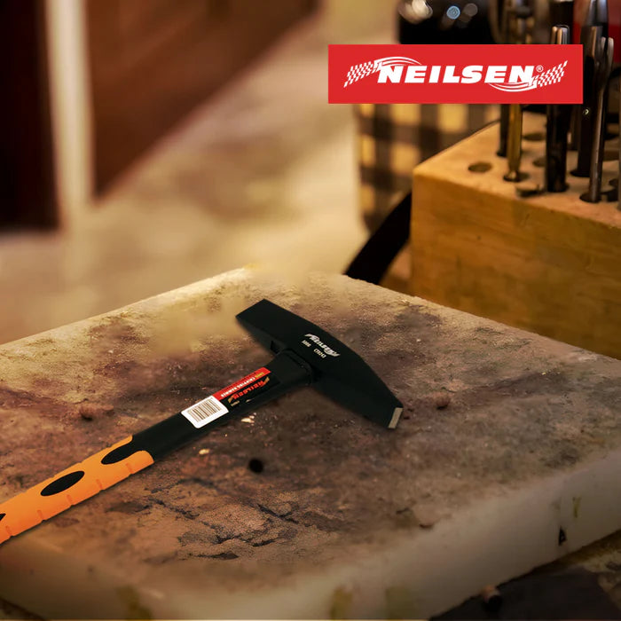 CT0243 - 500g Chipping Hammer