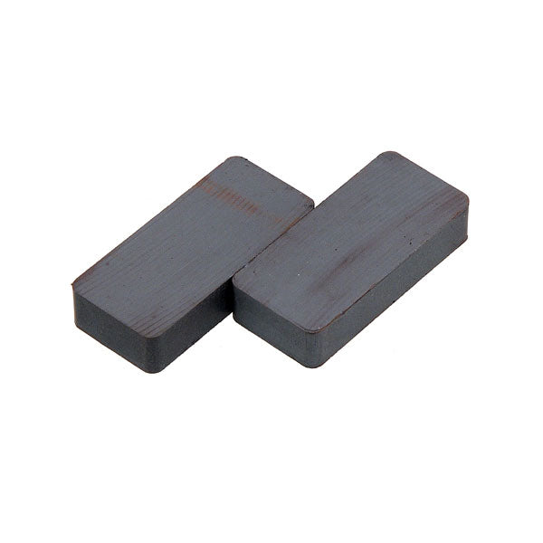 CT4682 - Ceramic Block Magnets 2pcs