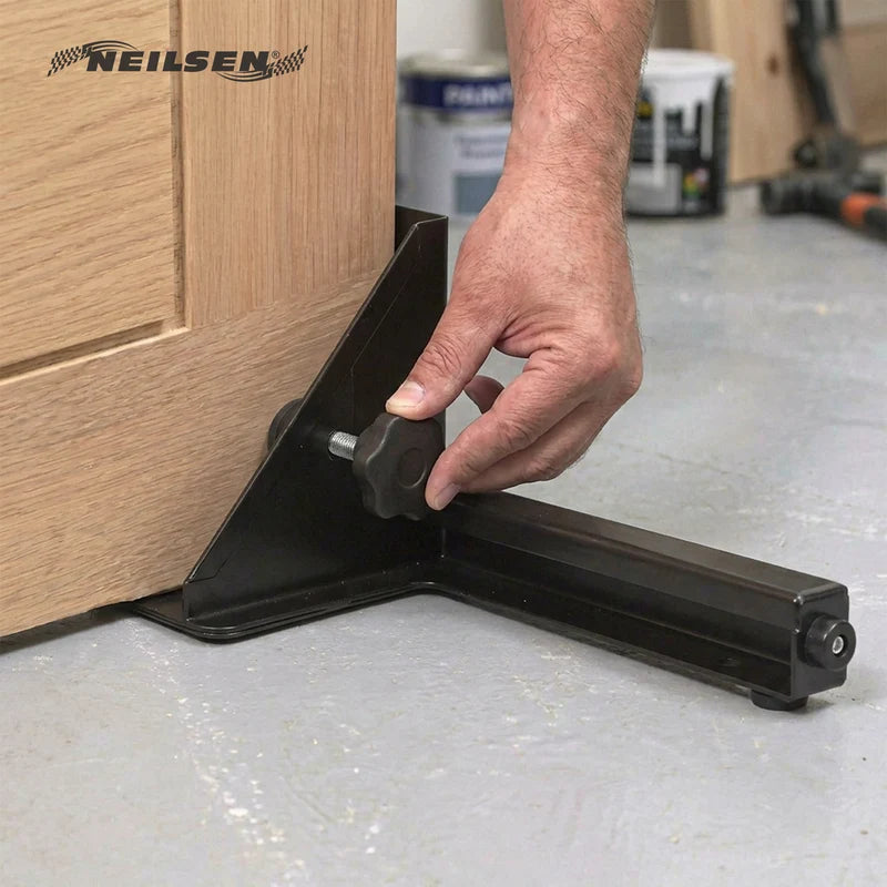 CT7325 - Door Stand