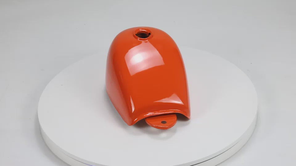 BS4034 - ORANGE MUNK FUEL TANK