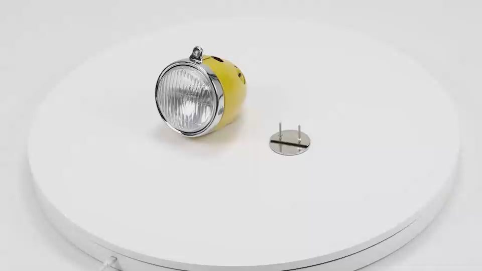 BS2178 - Small Z50a Headlight With Emblem In Yellow