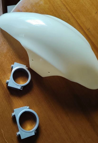 WHITE FRONT FENDER WITH FORK BRACKETS