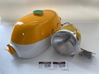 TANK AND SMALL LIGHT FOR Z50A BIKE IN YELLOW / WHITE SMALL BADGE ON THE LIGHT 